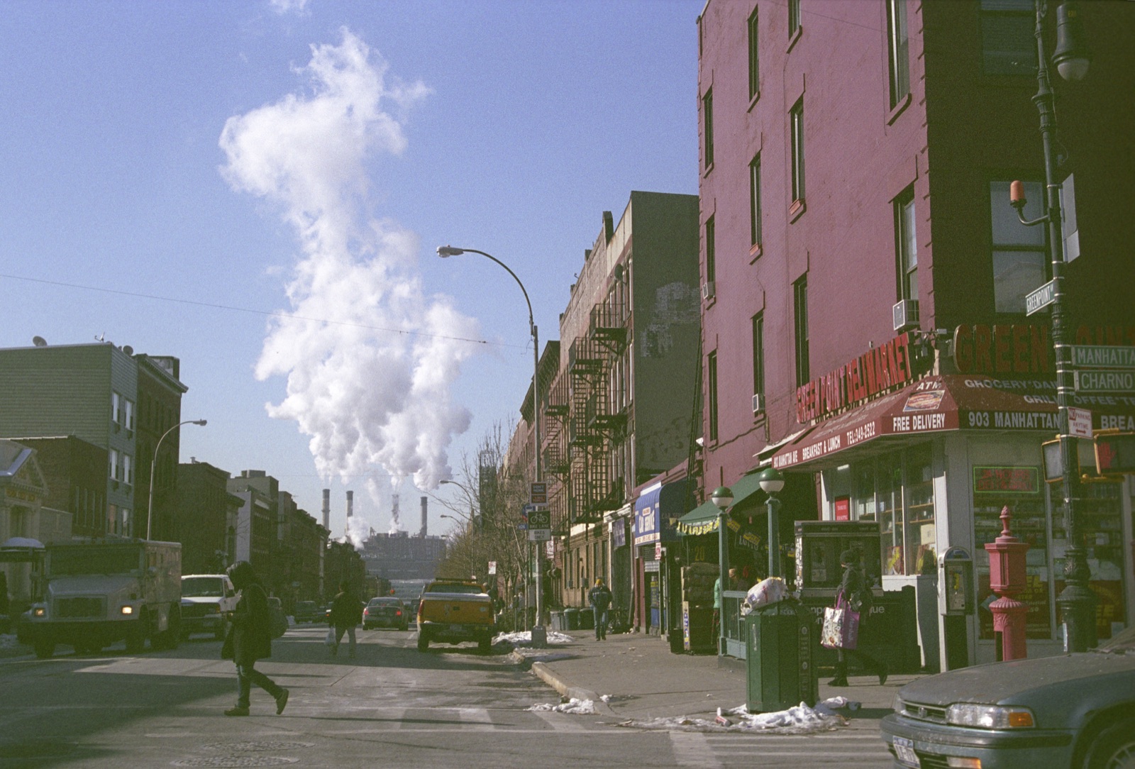 Images — New York: Steam on Manhattan Avenue