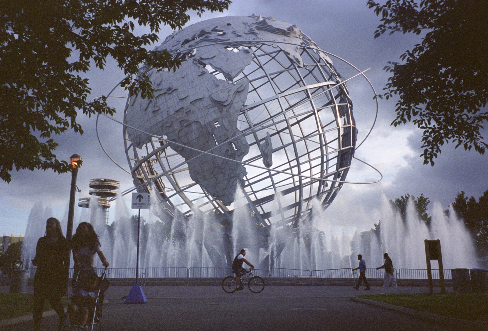 Images — New York: The Unisphere